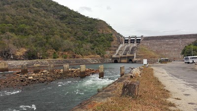 Photos of Randenigala Reservoir