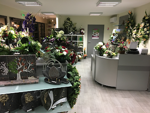 Photo n°15 de Pompes Funèbres Marbrerie GORENFLOS JONZAC à Jonzac (Entrepreneur spécialisé dans le marbre)