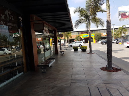 La Platza Outlet del Calzado Gallery - Mexico