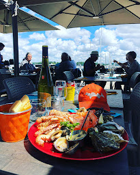 Photo n°46 de Restaurant Bar Le Comptoir Des Iles à Île-aux-Moines (Marchand de glaces)