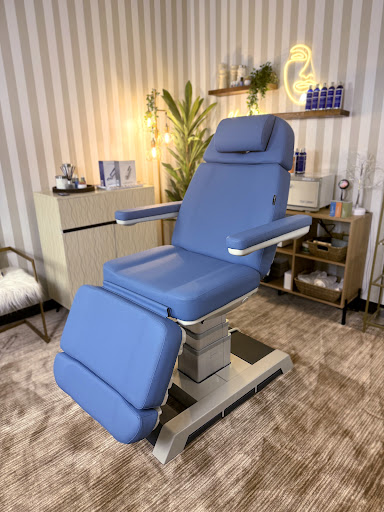 Spa & Equipment, LA | Treatment Tables, Massage Tables, Exam Tables, Spa Chairs & More - Thumbnail