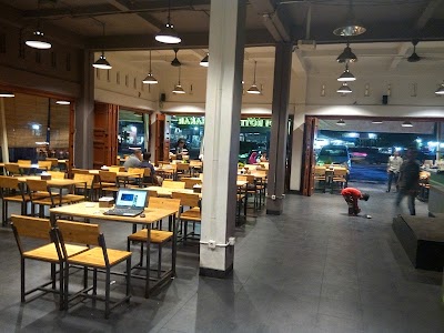 Photos of Prince Kitchen
