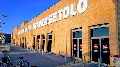 Photos of Esselunga di Via Traversetolo