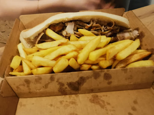 Photo 6 - snack time