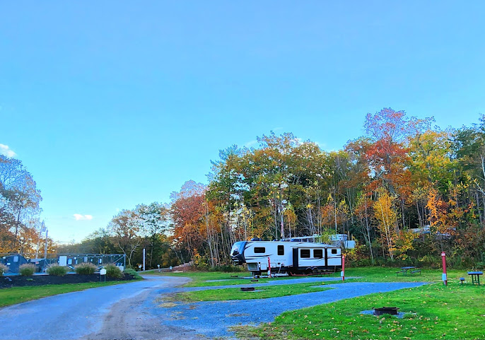 Pioneer Valley RV Campground by null
