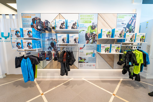 UYN Basecamp Store - Visual