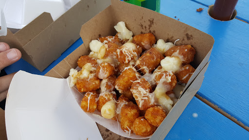MacDaddys Seafood & Tots