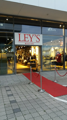 Ley's - Visual