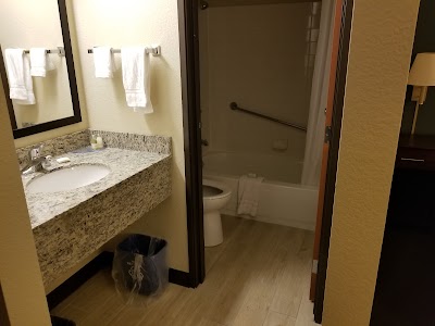 Photos of Boarders Inn and Suites by Cobblestone Hotels