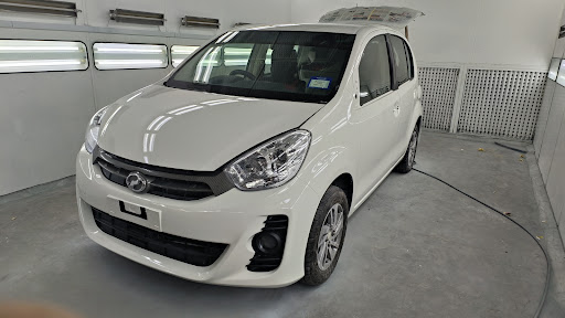Bengkel NSF Ketuk Dan Cat Kereta