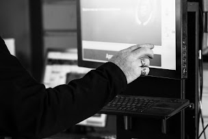 Photo n°20 de Centre contrôle technique DEKRA à Pontorson (Centre de contrôle technique)