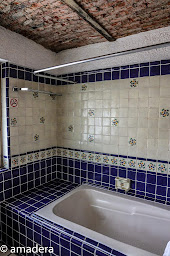 Photo n°14 de Colibri Azulejos à Éguilles (Magasin d'ameublement d'extérieur)