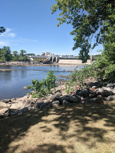 James Green Park - City Park and Dam - Thumbnail