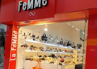 La FeMMe ayakkabı&giyim