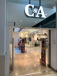 Photo n°13 de C&A à Cergy (Magasin de vêtements pour femmes)
