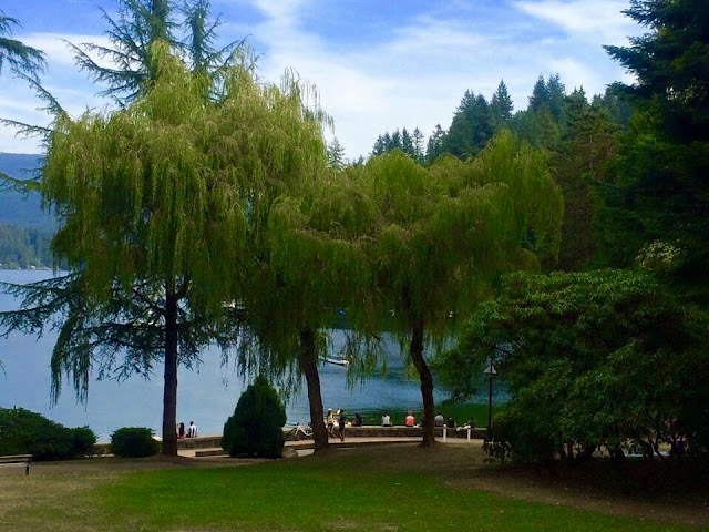 Deep Cove Park