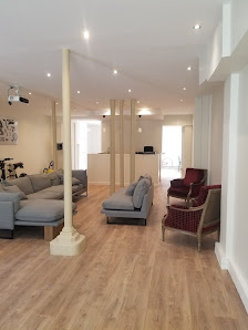 Ghattrenov 17 Rue Auguste Comte, 92170 Vanves, France