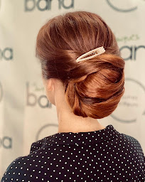 Photo n°14 de Les salons jacques bana à Saint-Mitre-les-Remparts (Magasin de perruques)