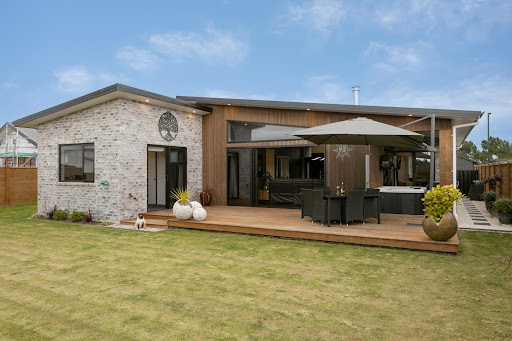 Rachel Thomas Ray White Taupo - Thumbnail