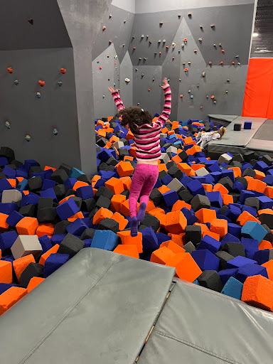 South Town Plaza - Thumbnail