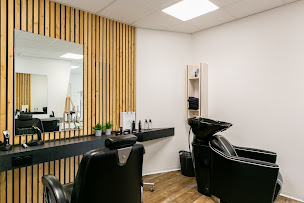 Photo n°3 de Le sAAlon à Plouguin (Salon de coiffure)