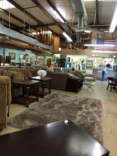 Tyler Consignment Warehouse - Visual