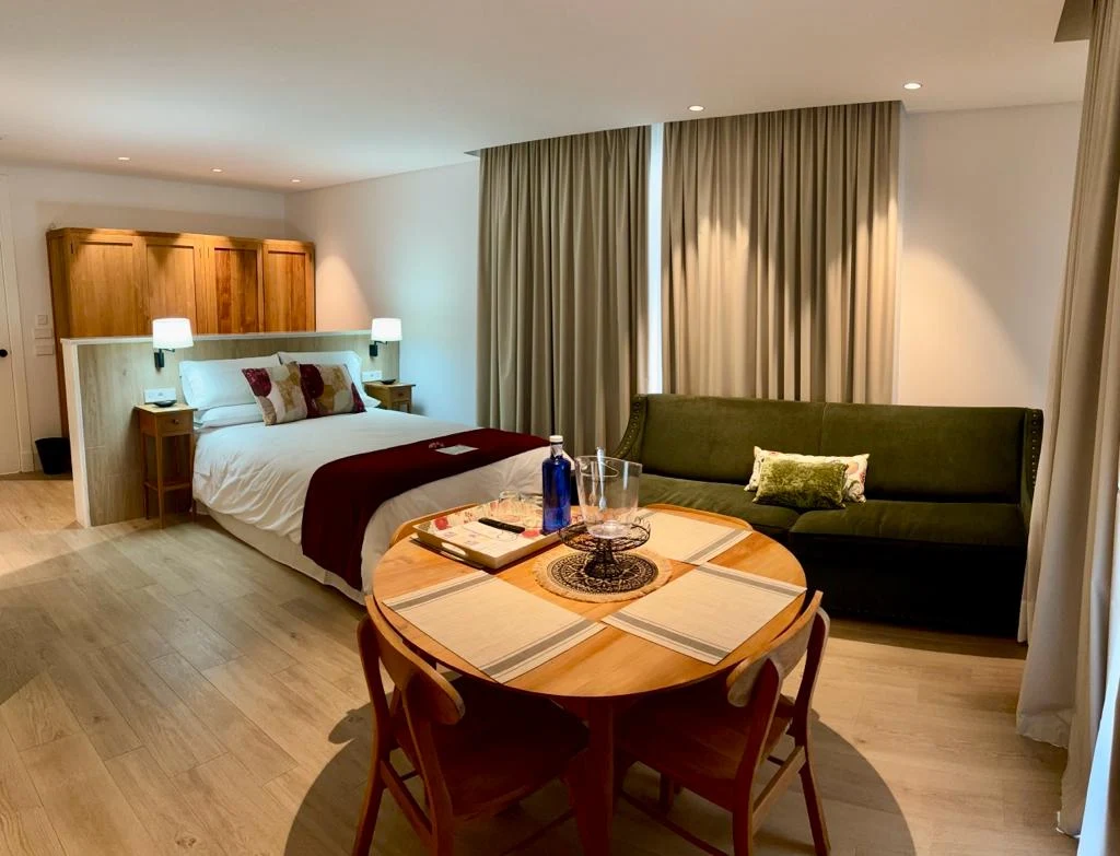 Apartamentos Turísticos La Plaza