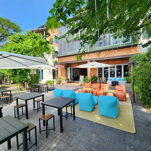 Hi Samui Bar & Restaurant