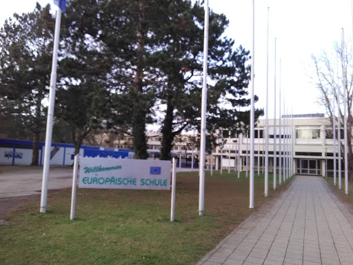 European School - Thumbnail