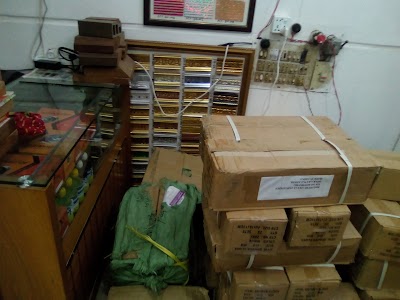 Photos of Elahi Paper and Hardware Store