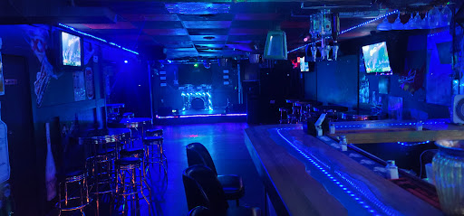 Caribbean Bar & Grill - Thumbnail