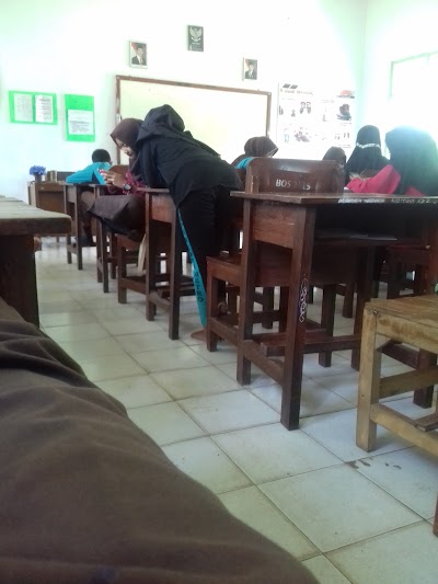 Photos of SMP Negeri 8 Metro