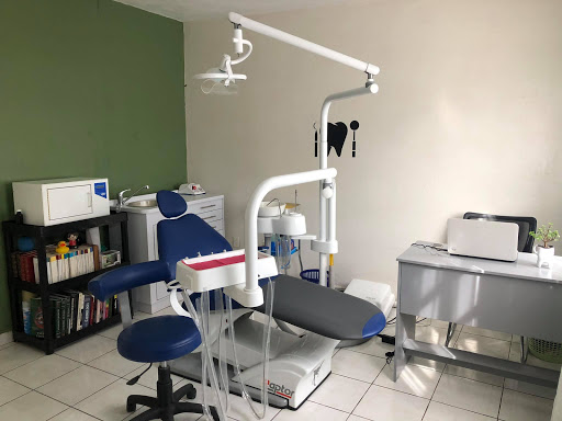 Dental Machorro Logo