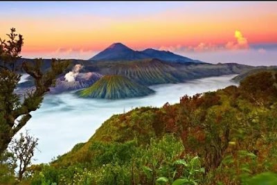 Photos of Pintu Masuk Wisata Gunung Kawi