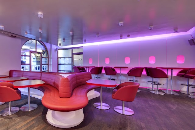 Wings Airline Bar & Lounge