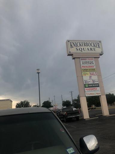 Knickbocker Square - Visual