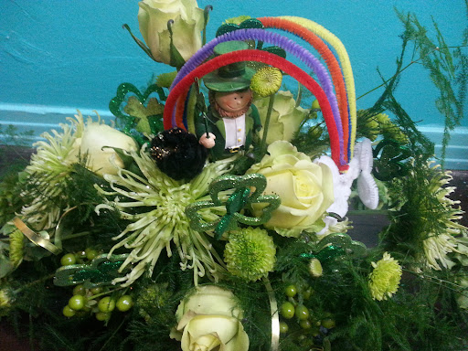 Colors of Life Flowers and Gifts/Eva's Designs - Thumbnail