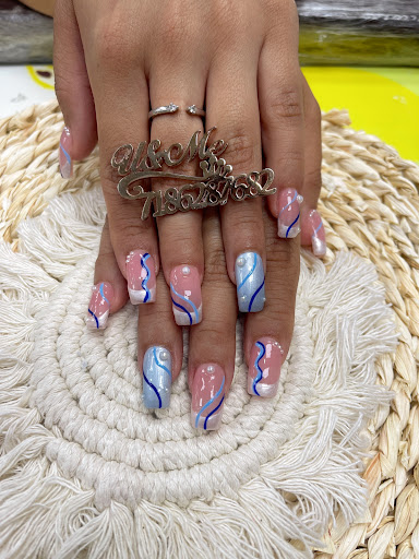 U&Me Nail Studio Gallery - United States