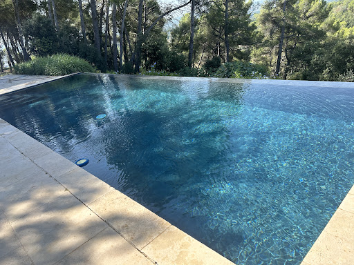 Photo de BleuPool L'Isle-sur-la-Sorgue - Entretien & Maintenance Piscine
