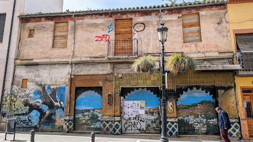 Raúl Ruiz Street Art - Thumbnail
