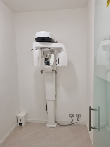 Studio Dentistico Salus - Thumbnail