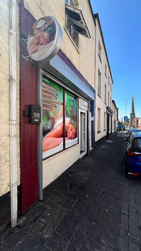 Cloud9 Asian Massage Reading