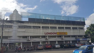 Photos of London Plazza