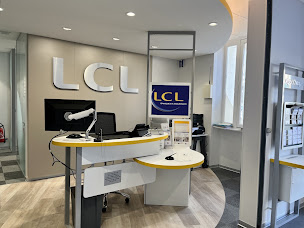 Photo n°1 de LCL Banque et assurance à Clermont (Banque d'épargne)