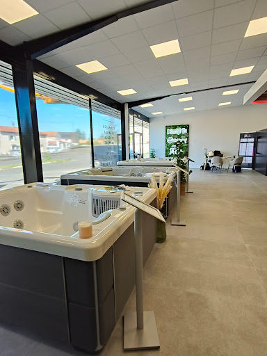 Photo de HotSpring SPAS Niort à Niort (79000)