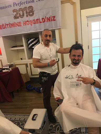 ALİ ERKEK KUAFÖRÜ