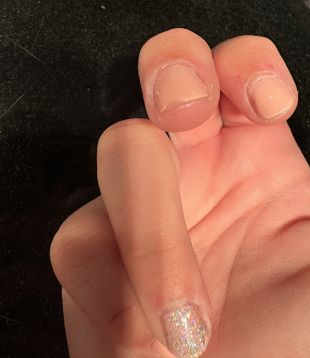 Pinky Nails - Visual