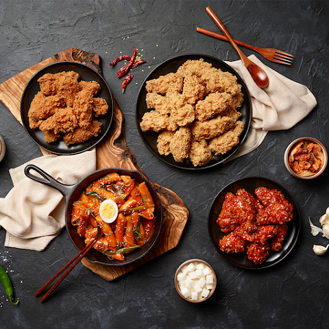 bb.q Chicken St. Paul by null