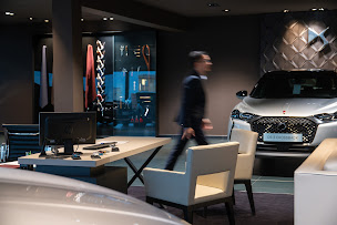 Photo n°14 de DS STORE LYON ECULLY à Écully (Vendeur de voitures d'occasion)