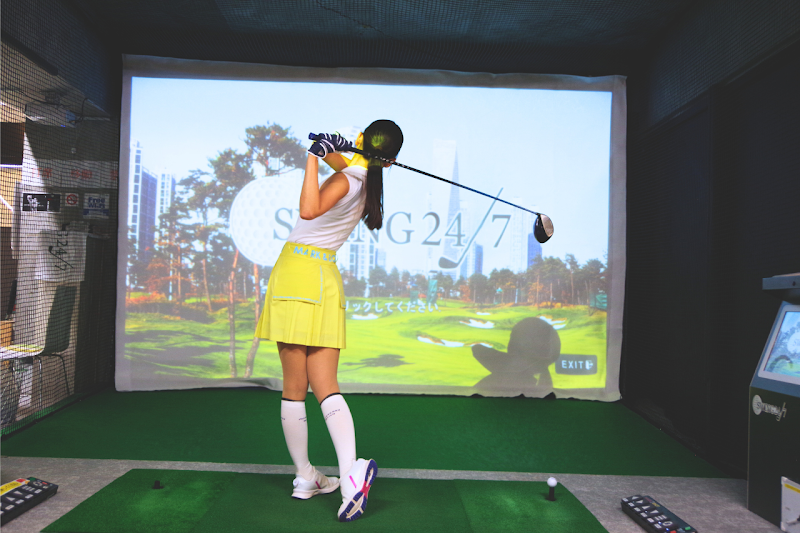 インドアゴルフ練習場SWING24/7今里店